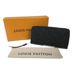 LOUIS VUITTON Black Wallet